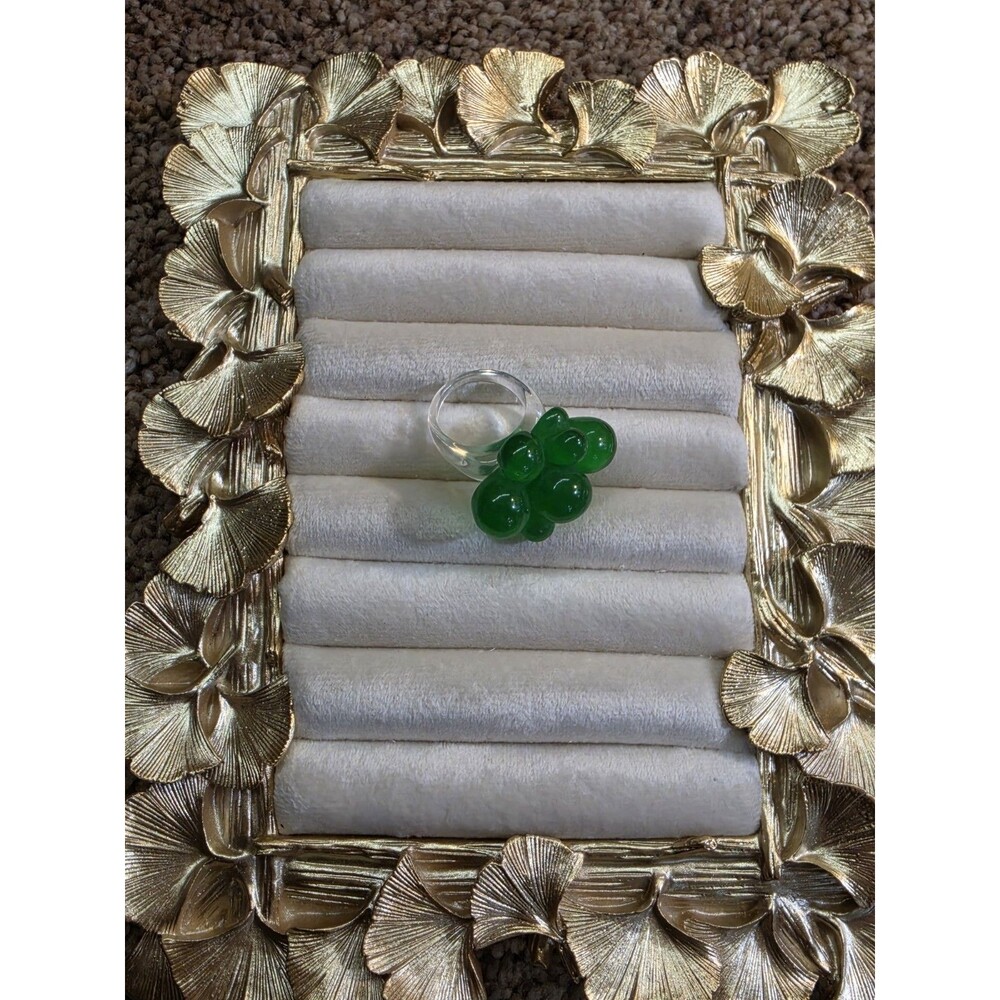 Green Plastic ring Modern - Picture 3 of 6